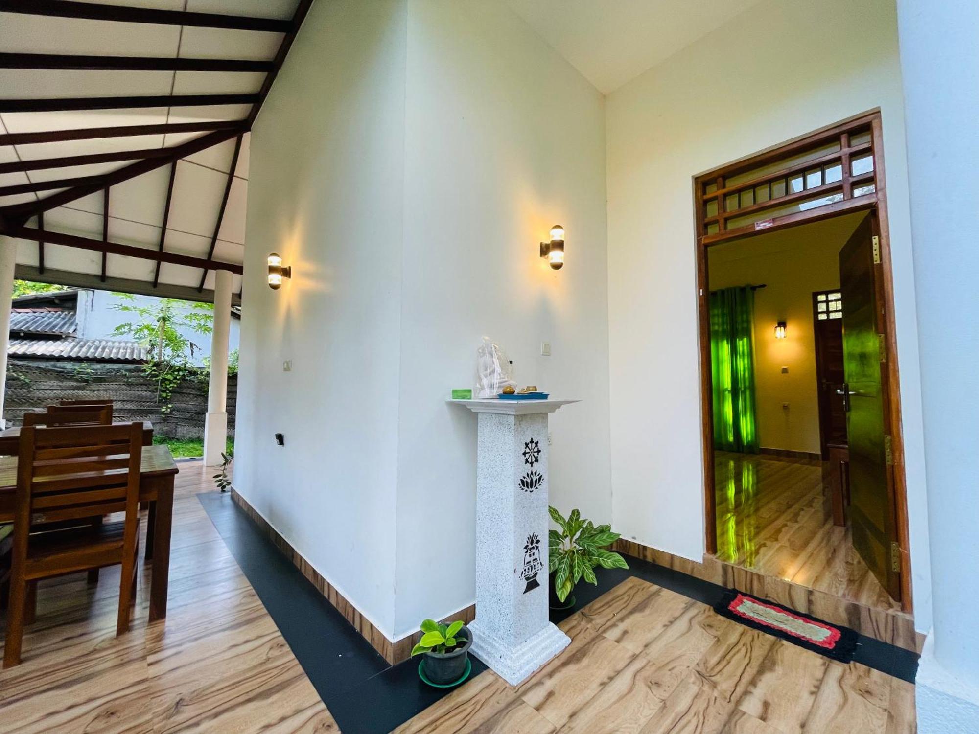 Yala Safari River View Hotel Tissamaharama Exterior foto